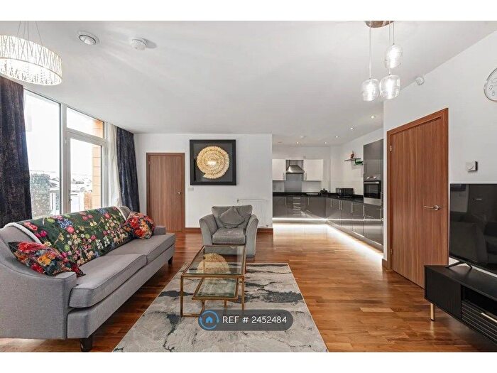 3 Bedroom Maisonette To Rent In Christchurch Way, London, SE10