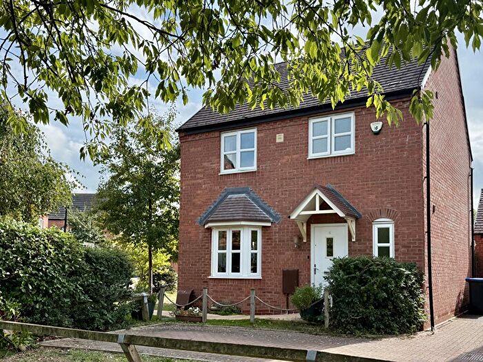 3 Bedroom Detached House For Sale In Chatham Road, Meon Vale, Warwickshire, CV37