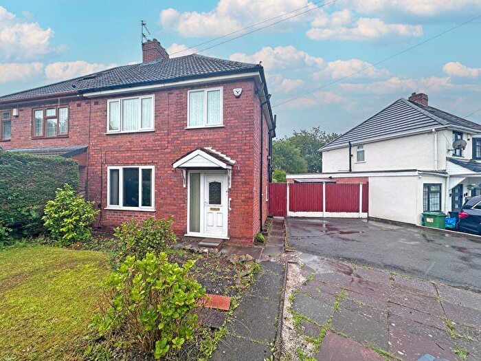 3 Bedroom Semi-Detached House For Sale In Springfield Crescent, Dudley, DY2