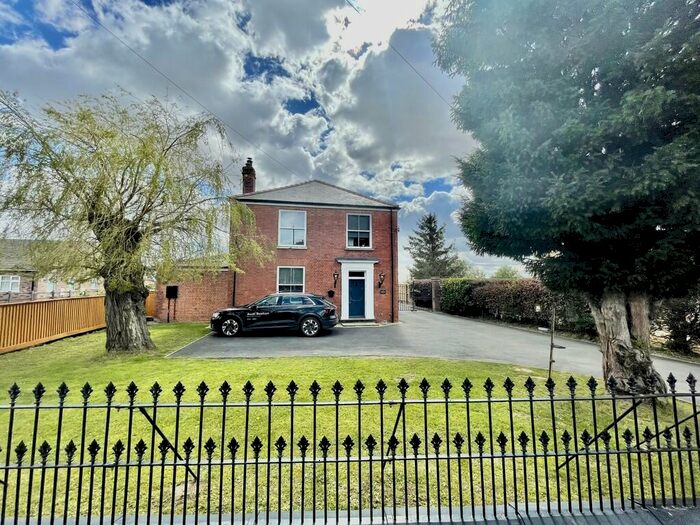 3 Bedroom Detached House For Sale In High Road, Weston, PE12