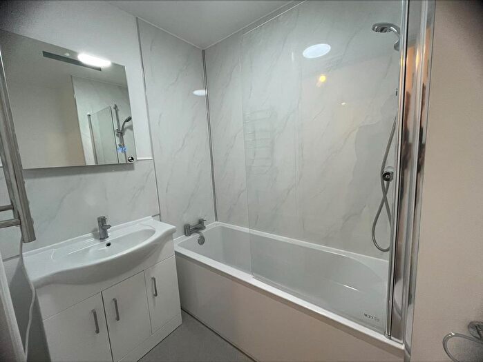 1 Bedroom Flat To Rent In Western Road, Borough Green, Sevenoaks, TN15