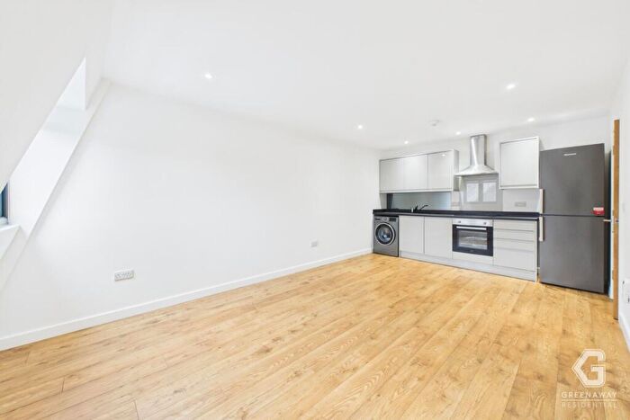 2 Bedroom Apartment To Rent In London Road, East Grinstead, RH19