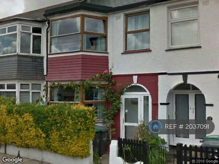 3 Bedroom Terraced House To Rent In Oakdale Road, London, N4