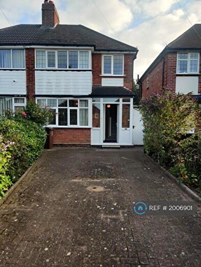 3 Bedroom Semi-Detached House To Rent In Redlands Road, Solihull, B91