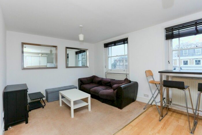 2 Bedroom Flat To Rent In Inverness Terrace, London, W2