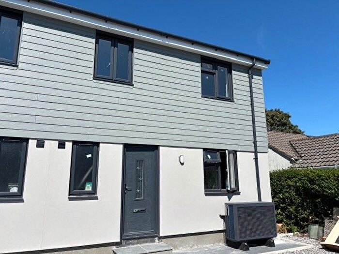 4 Bedroom Semi Detached House To Rent In Penstraze Lane, St. Austell, PL26