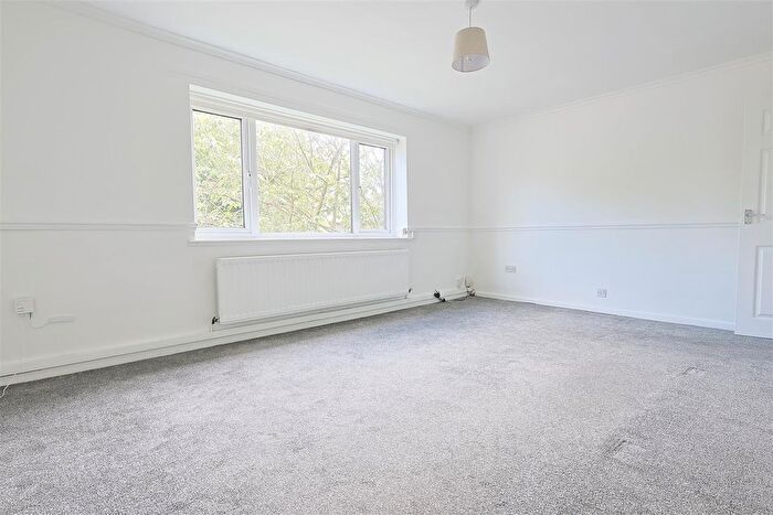 2 Bedroom Flat To Rent In Coach Lane, Benton, Newcastle Upon Tyne, Tyne Amp; Wear, NE7