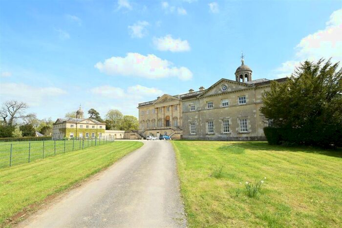 1 Bedroom Apartment To Rent In West Wing, Kirtlington Park, Kirtlington, OX5