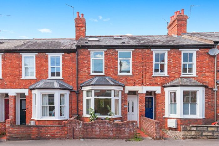 6 Bedroom Terraced House To Rent In East Avenue, Oxford, OX4