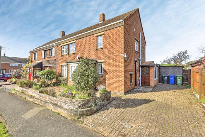3 Bedroom Semi Detached House For Sale In Green Road, Brafield On The Green, Northampton, NN7