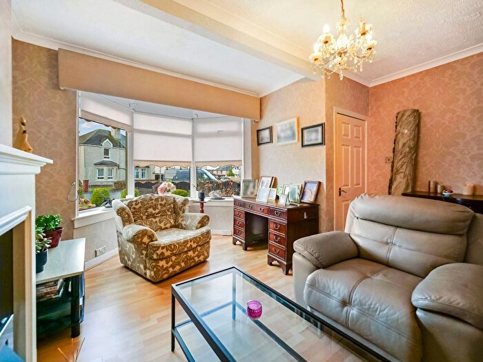 2 Bedroom Semi-Detached House For Sale In Strowan Crescent, Sandyhills, Glasgow, G32