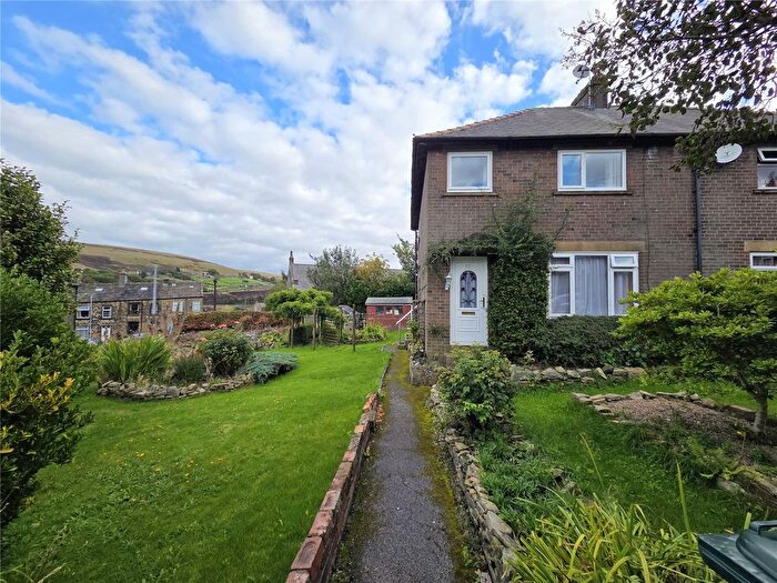 3 Bedroom Semi-Detached House For Sale In Netherley Drive, Marsden, Huddersfield, West Yorkshire, HD7