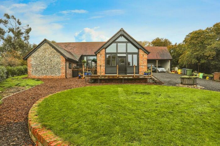 4 Bedroom Detached House For Sale In Low Street, Badingham, Woodbridge, IP13