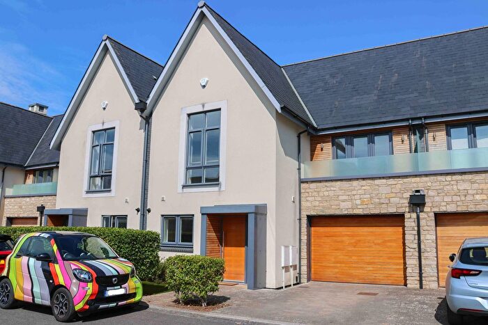 3 Bedroom Terraced House To Rent In Salisbury Grove, Clevedon, BS21