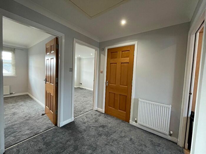 1 Bedroom Flat To Rent In Tryst Park, Larbert, Stirlingshire, FK5