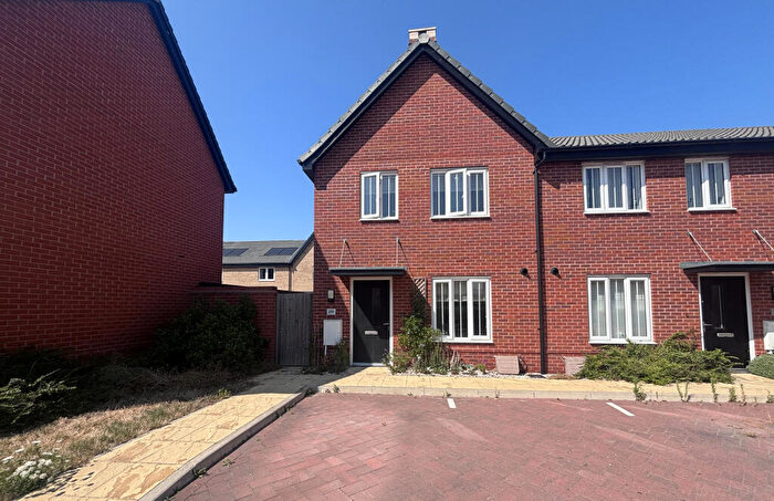 2 Bedroom End Of Terrace House For Sale In Sargeant Way, Hethersett, NR9