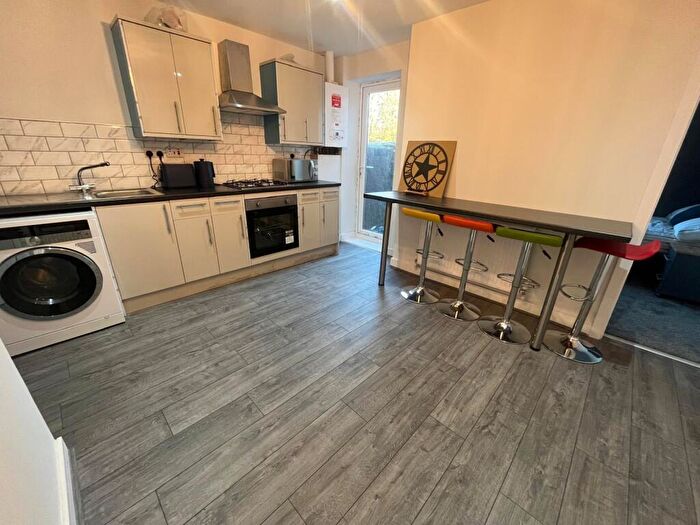 4 Bedroom House To Rent In Brae Street, Liverpool, L7