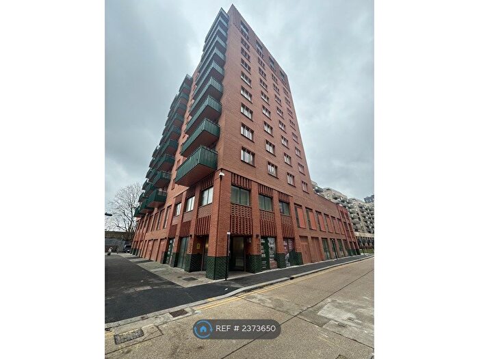 1 Bedroom Flat To Rent In Brunner Road, London, E17