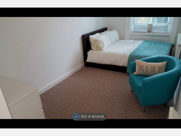 Studio To Rent In Comberton Rd, Kidderminster, DY10