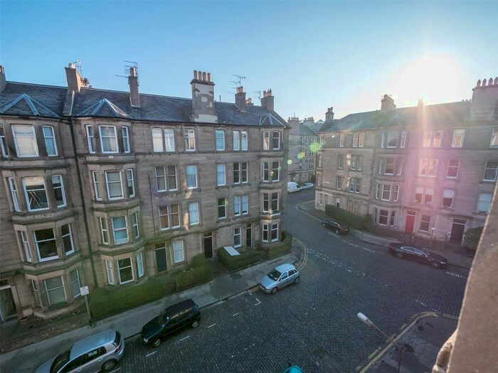 1 Bedroom Flat To Rent In Comely Bank Place, Edinburgh, EH4