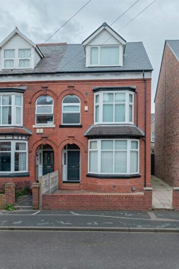 7 Bedroom House To Rent In £pppw Argyle Avenue, Manchester, M14