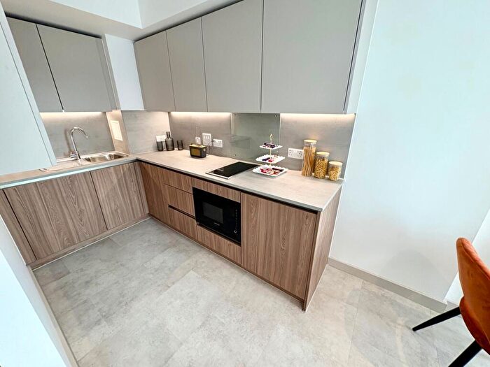 Apartment To Rent In Paradise Street, Birmingham, B1