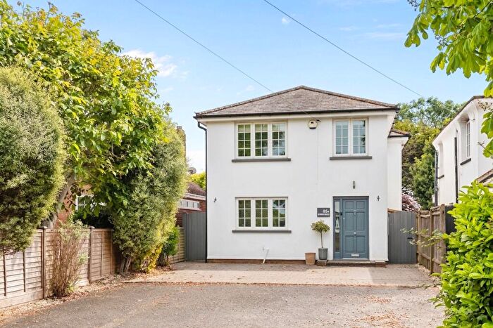 3 Bedroom Detached House To Rent In North Lane, East Preston, BN16