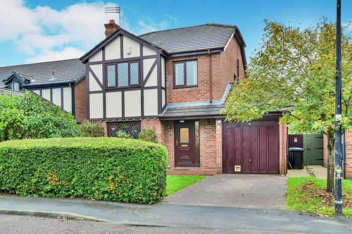 4 Bedroom Detached House To Rent In Sunnybank Road, Altrincham, WA14