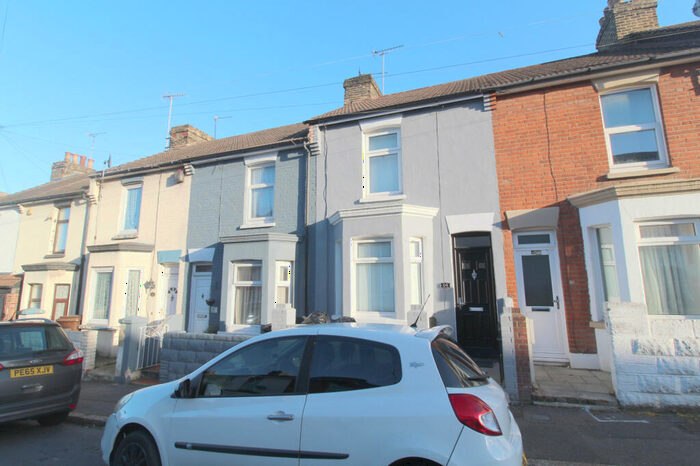 2 Bedroom Terraced House To Rent In Baden Road, Gillingham, Kent, ME7