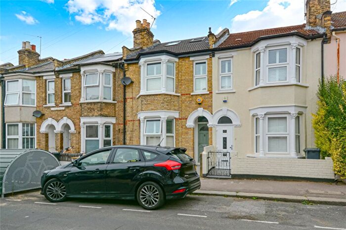 4 Bedroom Terraced House To Rent In Hartington Road, London, E17