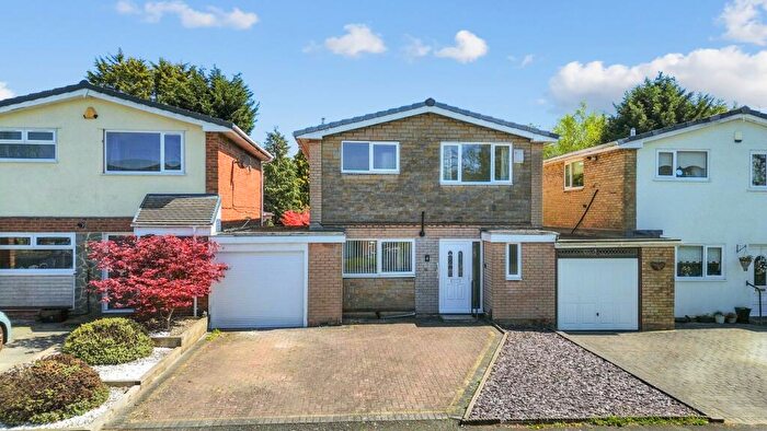 3 Bedroom Detached House For Sale In Lincoln Way, Rainhill, L35