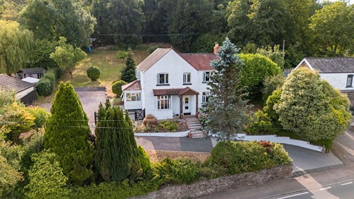 4 Bedroom Detached House For Sale In Ross Road, Longhope, GL17