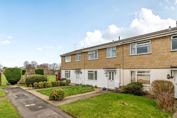 3 Bedroom Terraced House For Sale In Culverwell Road, Chippenham, SN14
