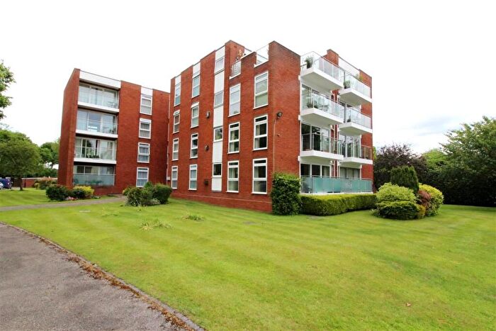 2 Bedroom Apartment To Rent In Riverine, Grosvenor Drive, Maidenhead, SL6
