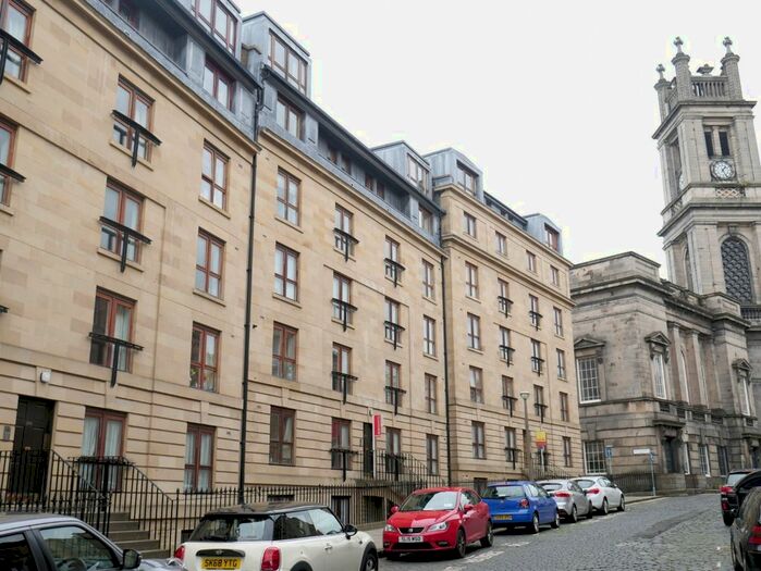 2 Bedroom Flat To Rent In St Stephen Street, Stockbridge, Edinburgh, EH3