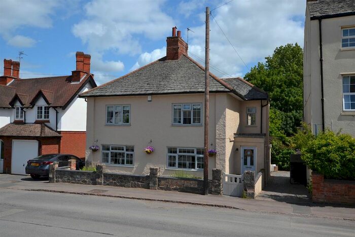4 Bedroom Detached House For Sale In Main Street, Woodhouse Eaves, Leicestershire, LE12