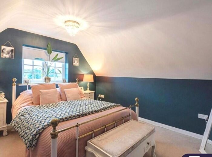 4 Bedroom Semi-Detached House To Rent In Aspal Lane, Beck Row, IP28