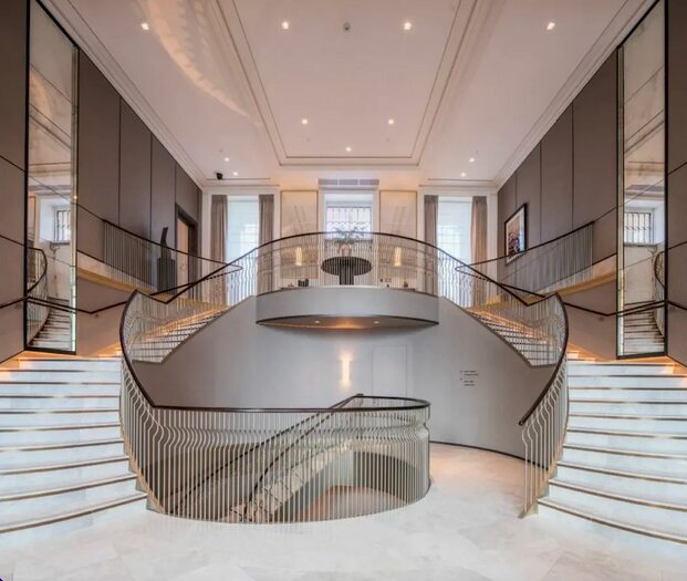 1 Bedroom Flat To Rent In Portland Place, Marylebone, W1B