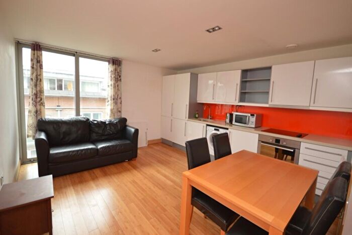 1 Bedroom Property To Rent In Richmond Road, Kingston Upon Thames, KT2