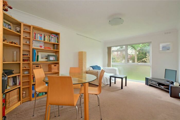 1 Bedroom Apartment To Rent In Dunstable Court, St Johns Park, Blackheath, London, SE3