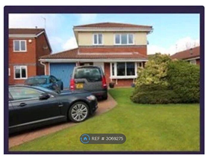 4 Bedroom Detached House To Rent In The Dene, Blackburn, BB2