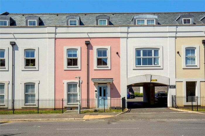 1 Bedroom Apartment To Rent In Stockton House, Warren Road, Reigate, Surrey, RH2