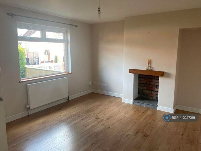 3 Bedroom Semi-Detached House To Rent In Timsbury Road, Bristol, BS3