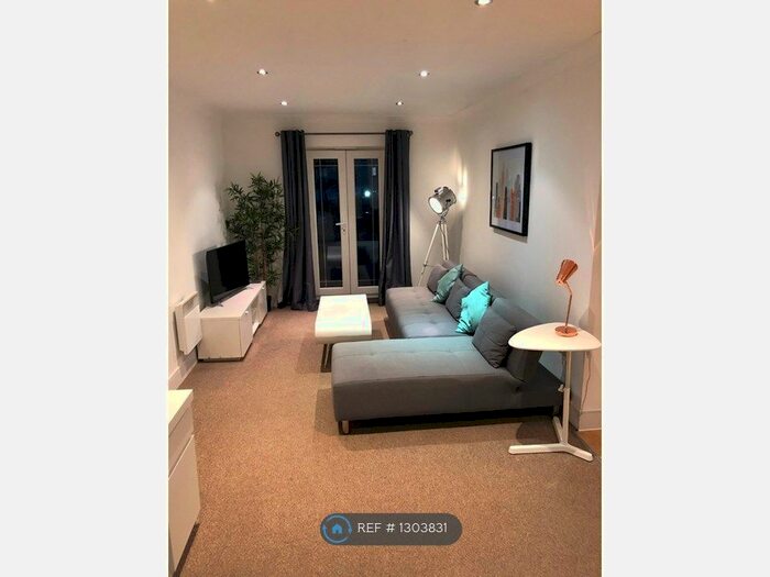 2 Bedroom Flat To Rent In Propeliar Way, Colchester, CO4