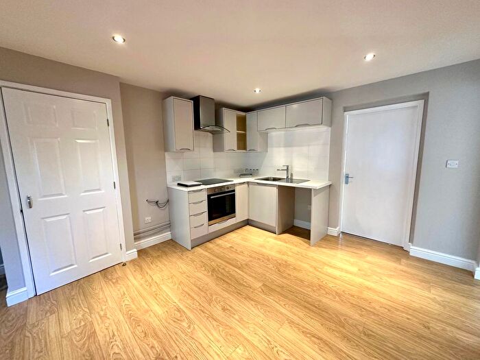 2 Bedroom Property To Rent In Rosewood House, Nottingham, NG12