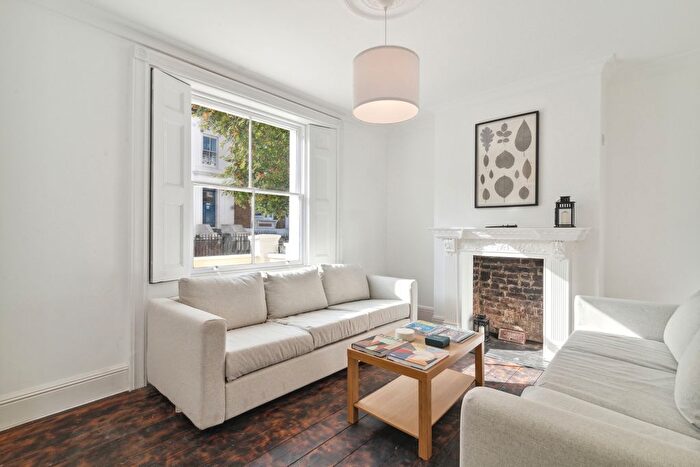 4 Bedroom Property To Rent In Cambridge Grove, Hammersmith Broadway, W6