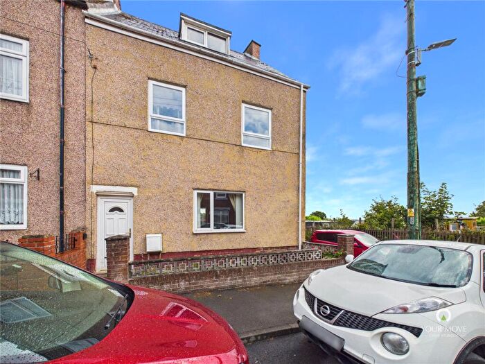 4 Bedroom End Of Terrace House For Sale In Blandford Street, Ferryhill, Durham, DL17