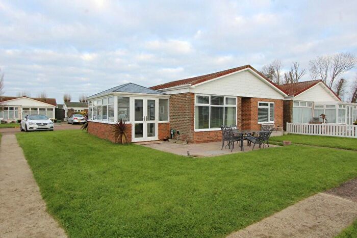 2 Bedroom Detached Bungalow To Rent In Cromarty Walk, Eastbourne, East Sussex, BN23
