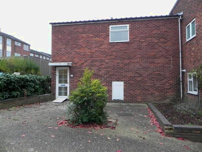 2 Bedroom Terraced House To Rent In Long Banks, Harlow, CM18