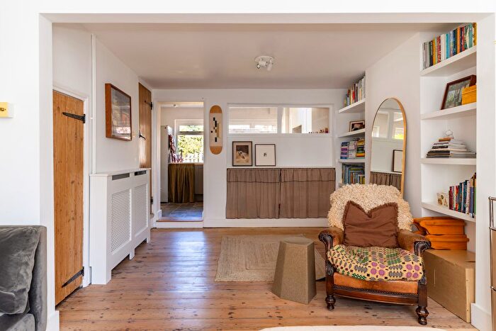 3 Bedroom Terraced House For Sale In Stafford Road, Tunbridge Wells, Kent, TN2